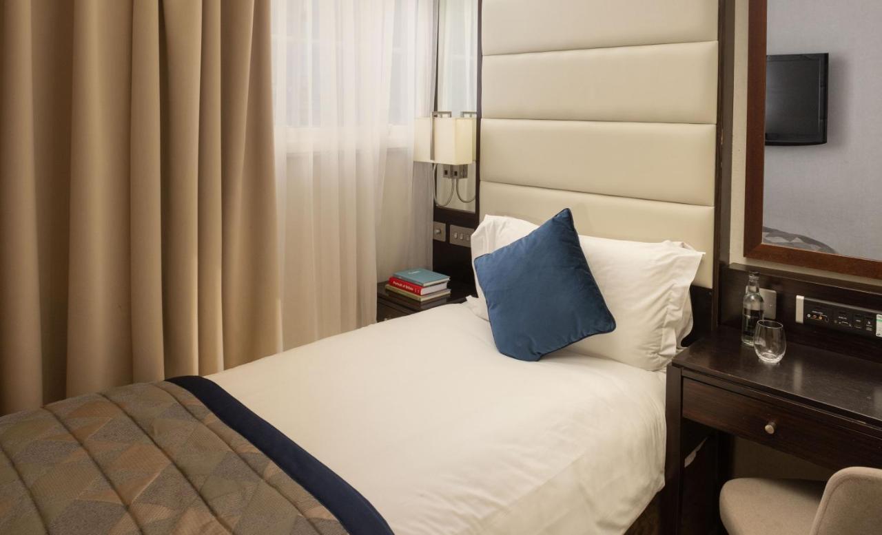 Montcalm Brewery Townhouse Hotel London Exterior photo A single bed